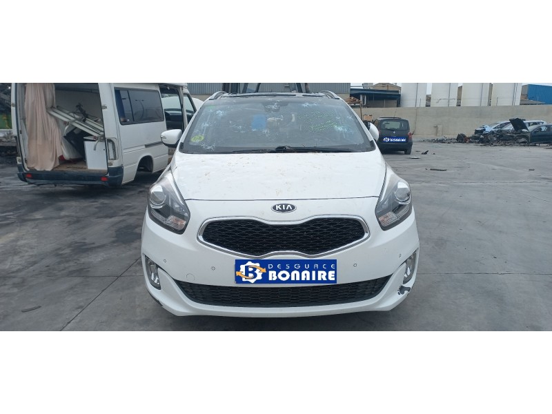 kia carens ( ) del año 2014