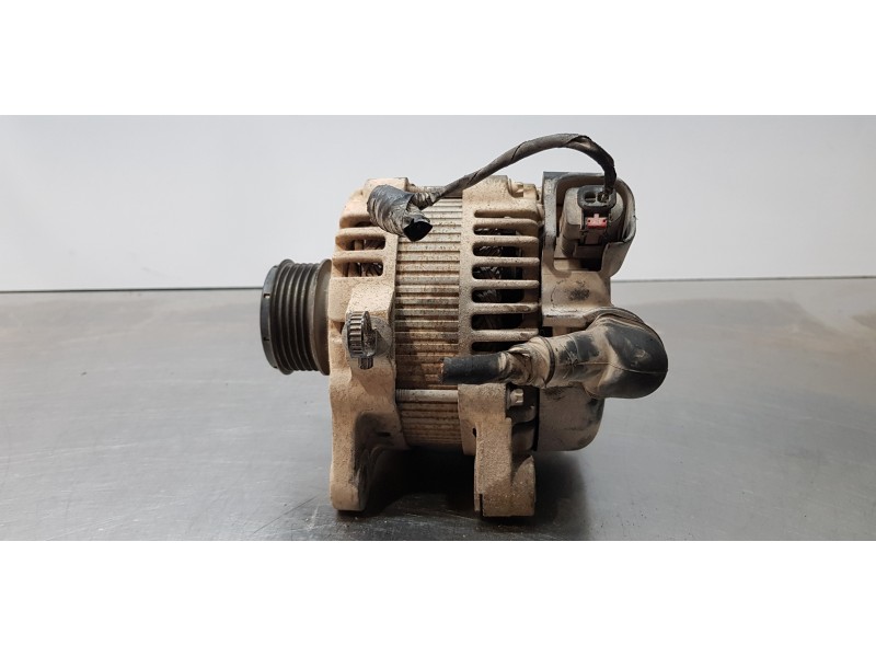 Recambio de alternador para kia carens ( ) emotion referencia OEM IAM 373002A900  