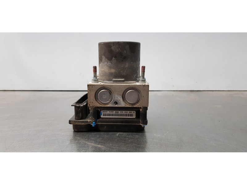 Recambio de abs para toyota verso comfort referencia OEM IAM 445400F031  