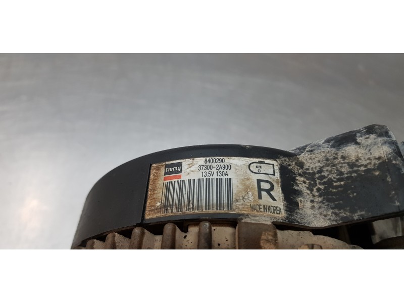 Recambio de alternador para kia carens ( ) emotion referencia OEM IAM 373002A900  