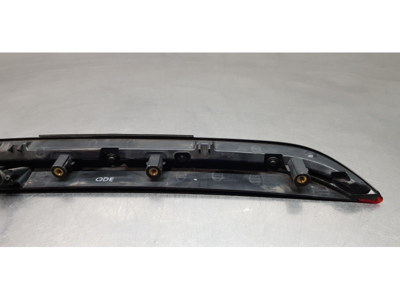 Recambio de luz central de freno para kia ceed sportswagon tech referencia OEM IAM 92700J7100  