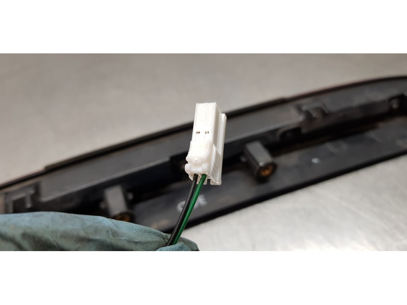 Recambio de luz central de freno para kia ceed sportswagon tech referencia OEM IAM 92700J7100  