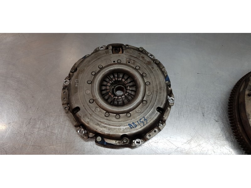 Recambio de volante motor para ford transit kastenwagen (ttg) 310 l2 ambiente referencia OEM IAM GK216477AA GK217563BA 