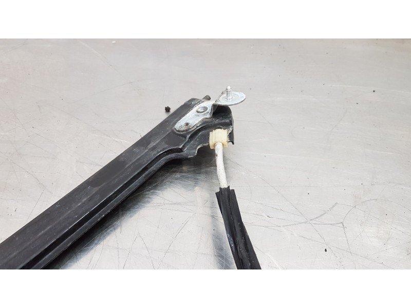 Recambio de elevalunas delantero izquierdo para volkswagen caddy ocio comfortline bmt referencia OEM IAM 2K5837461   Recambio de elevalunas delantero izquierdo para volkswagen caddy ocio comfortline bmt referencia OEM IAM 2K5837461