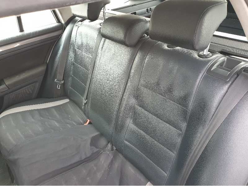 skoda superb combi (3t5) del año 2009