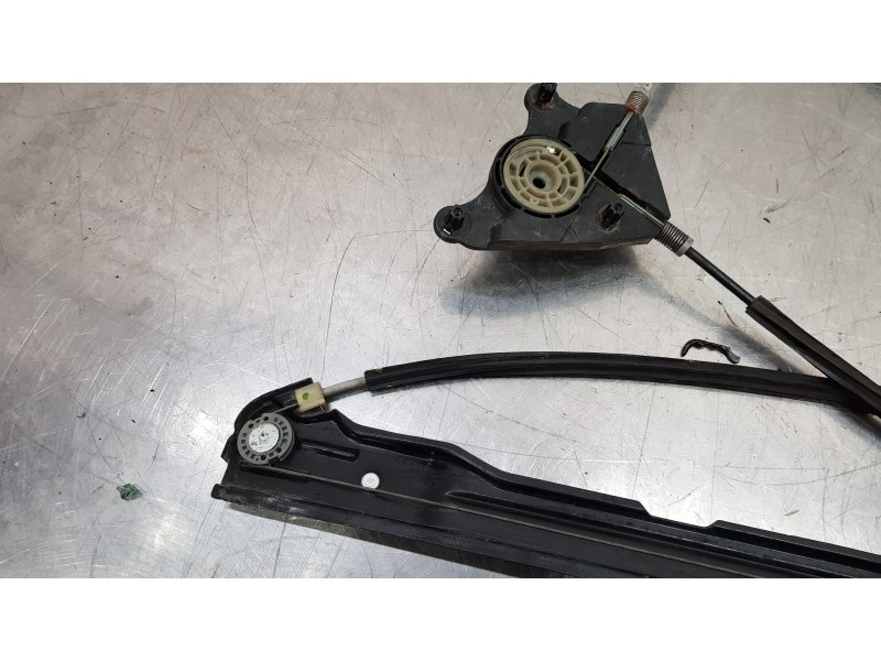 Recambio de elevalunas delantero izquierdo para volkswagen caddy ocio comfortline bmt referencia OEM IAM 2K5837461   Recambio de elevalunas delantero izquierdo para volkswagen caddy ocio comfortline bmt referencia OEM IAM 2K5837461