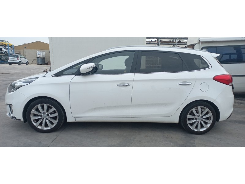 kia carens ( ) del año 2014