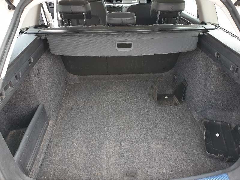 skoda superb combi (3t5) del año 2009