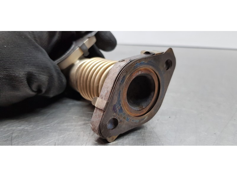 Recambio de tubo para hyundai kona klass 2wd referencia OEM IAM 284852U000  