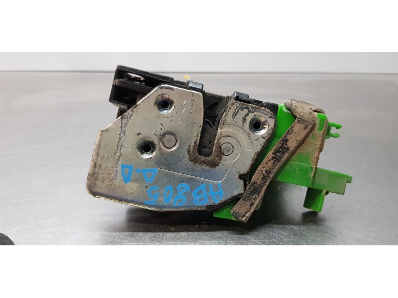 Recambio de cerradura puerta delantera derecha para kia carens ( ) emotion referencia OEM IAM 81320A4010  