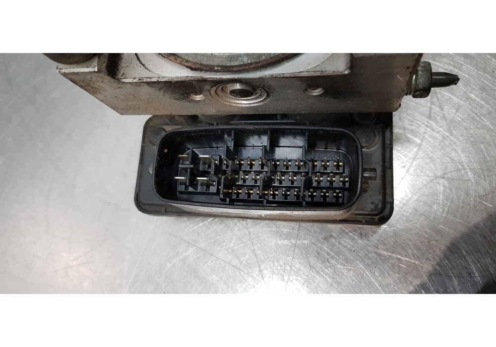 Recambio de abs para toyota yaris verso (ncp2/nlp2) 1.4 d-4d linea sol referencia OEM IAM 8954152230  