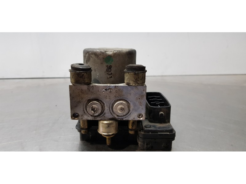 Recambio de abs para toyota yaris verso (ncp2/nlp2) 1.4 d-4d linea sol referencia OEM IAM 8954152230  