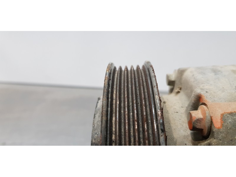 Recambio de compresor aire acondicionado para kia carens ( ) emotion referencia OEM IAM 97701A4500  