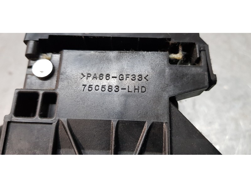 Recambio de palanca cambio para toyota auris touring sports (e18) hybrid advance referencia OEM IAM 75C583LHD   Recambio de palanca cambio para toyota auris touring sports (e18) hybrid advance referencia OEM IAM 75C583LHD