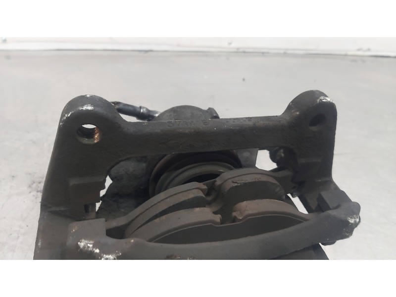 Recambio de pinza freno delantera izquierda para volkswagen caddy ocio comfortline bmt referencia OEM IAM 8V0615123D   Recambio de pinza freno delantera izquierda para volkswagen caddy ocio comfortline bmt referencia OEM IAM 8V0615123D