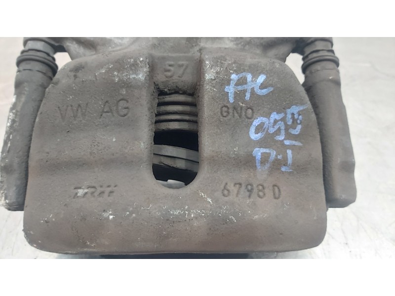 Recambio de pinza freno delantera izquierda para volkswagen caddy ocio comfortline bmt referencia OEM IAM 8V0615123D   Recambio de pinza freno delantera izquierda para volkswagen caddy ocio comfortline bmt referencia OEM IAM 8V0615123D