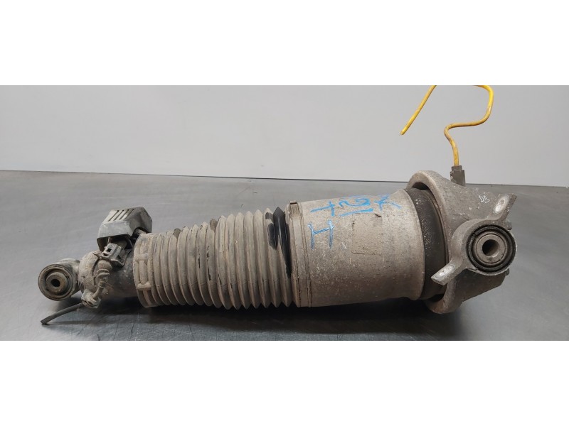 Recambio de amortiguador trasero izquierdo para audi q7 (4l) 3.0 tdi referencia OEM IAM 7L8616002  