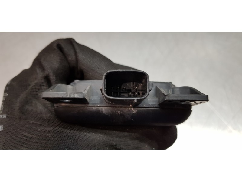 Recambio de modulo electronico para hyundai kona klass 2wd referencia OEM IAM 95811J9000  