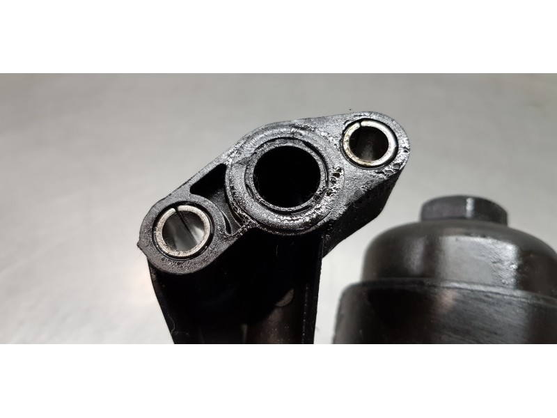 Recambio de soporte filtro aceite para skoda superb combi (3v5) active referencia OEM IAM 03N115389B   Recambio de soporte filtro aceite para skoda superb combi (3v5) active referencia OEM IAM 03N115389B