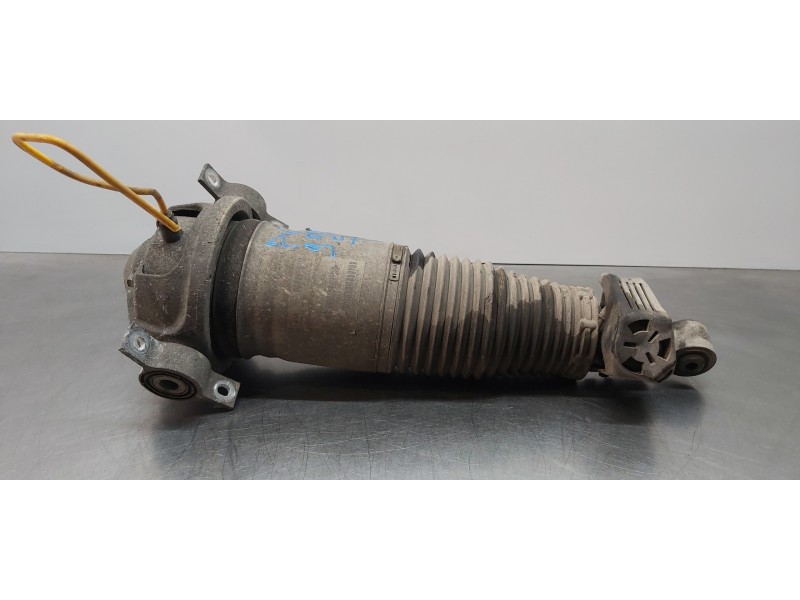 Recambio de amortiguador trasero izquierdo para audi q7 (4l) 3.0 tdi referencia OEM IAM 7L8616002  