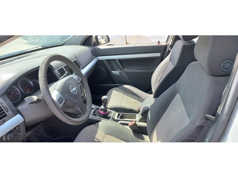 opel vectra c berlina del año 2005 opel vectra c berlina del año 2005