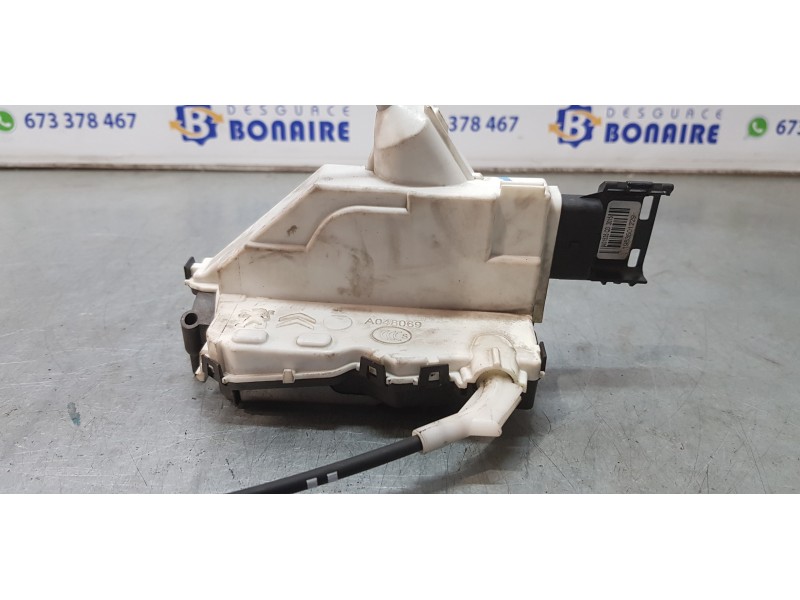 Recambio de cerradura puerta delantera derecha para peugeot 5008 active referencia OEM IAM 006230   Recambio de cerradura puerta delantera derecha para peugeot 5008 active referencia OEM IAM 006230