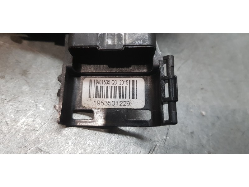 Recambio de cerradura puerta delantera derecha para peugeot 5008 active referencia OEM IAM 006230   Recambio de cerradura puerta delantera derecha para peugeot 5008 active referencia OEM IAM 006230