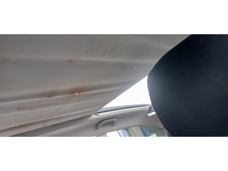 kia carens ( ) del año 2014