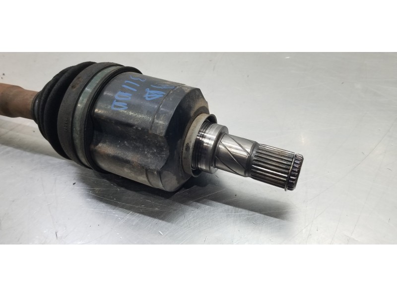 Recambio de transmision delantera derecha para mitsubishi outlander (gf0) motion 2wd referencia OEM IAM 3815A764  