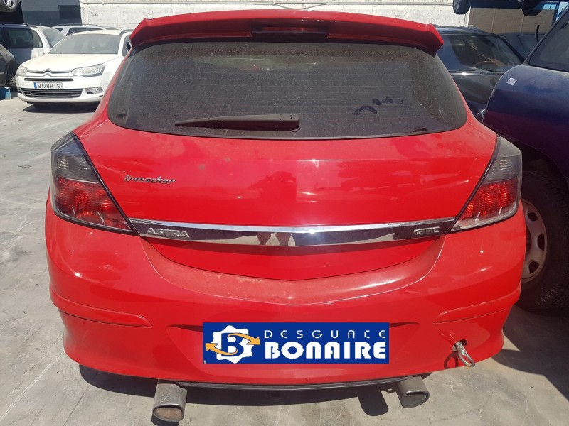 opel astra gtc del año 2007