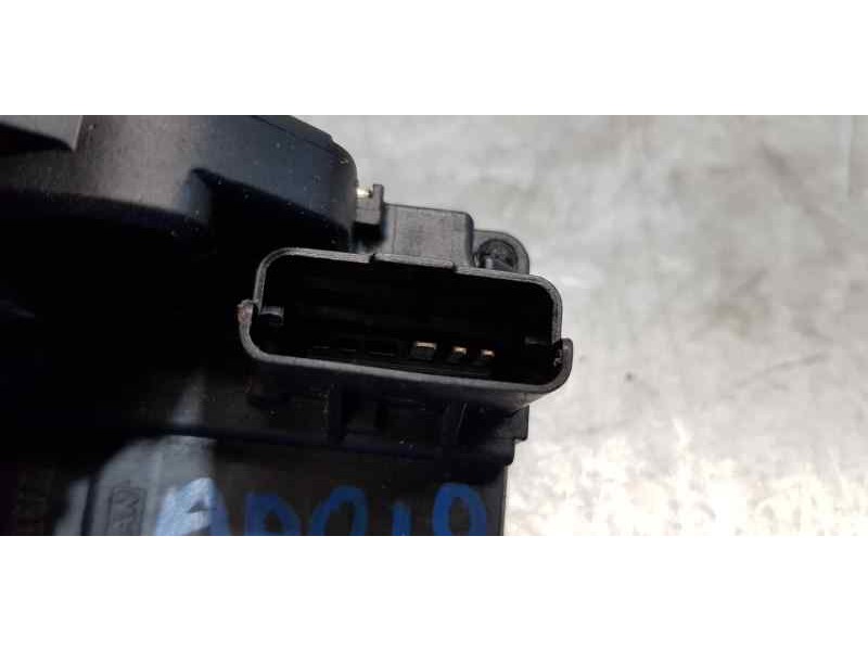 Recambio de cerradura puerta trasera derecha para nissan qashqai (j10) visia referencia OEM IAM 82500JD000  