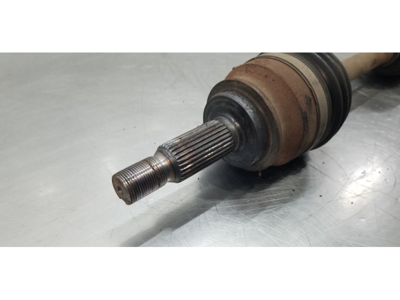 Recambio de transmision delantera izquierda para mitsubishi outlander (gf0) motion 2wd referencia OEM IAM 3815A479  