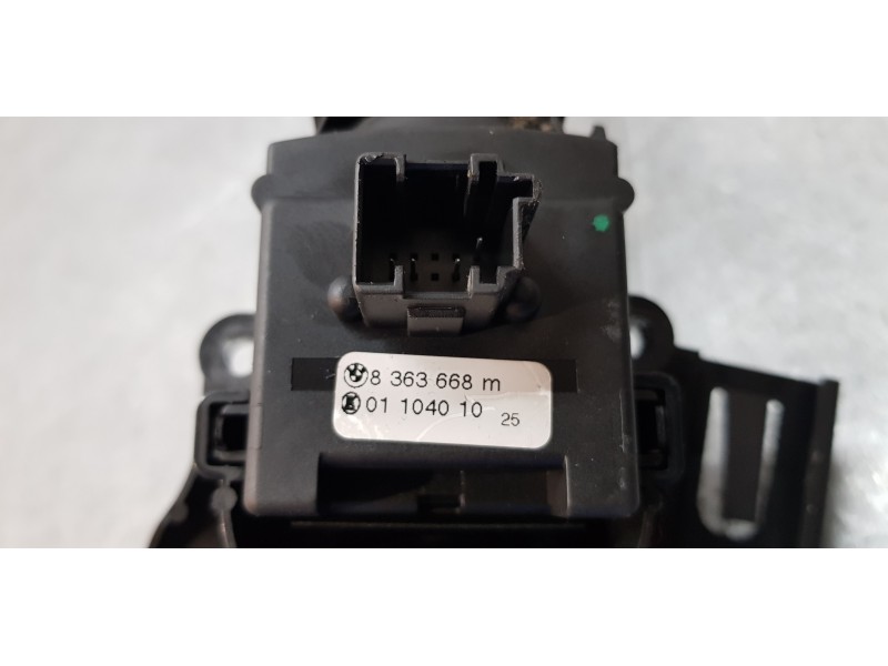 Recambio de mando multifuncion para bmw serie 3 berlina (e46) 320d referencia OEM IAM 83764449  