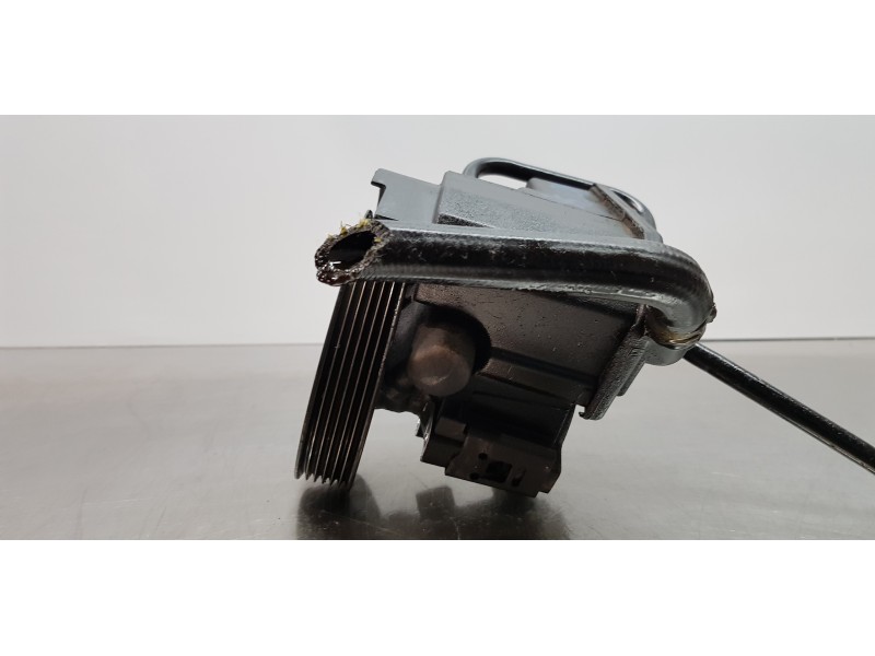 Recambio de bomba direccion para peugeot 206 berlina xs referencia OEM IAM 4007W7 9631411680  Recambio de bomba direccion para peugeot 206 berlina xs referencia OEM IAM 4007W7 9631411680