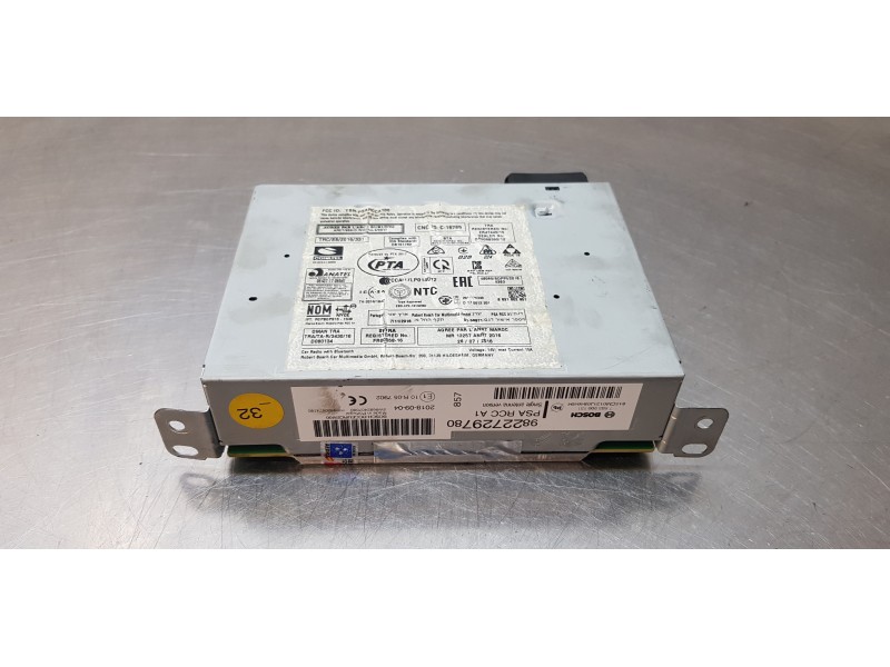 Recambio de sistema audio / radio cd para peugeot 208 style referencia OEM IAM 9822729780   Recambio de sistema audio / radio cd para peugeot 208 style referencia OEM IAM 9822729780