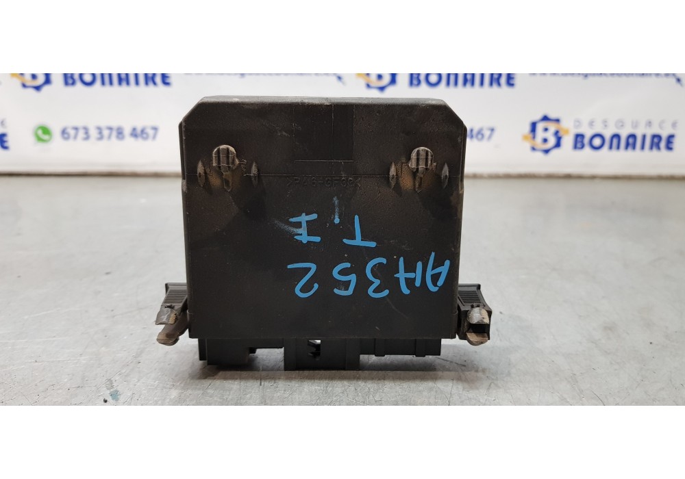 Recambio de modulo confort para mercedes clase c (w203) berlina 220 cdi (203.006) referencia OEM IAM 2038202185  