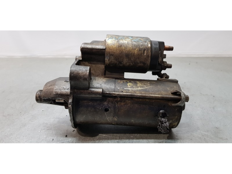Recambio de motor arranque para ford focus berlina (cak) ambiente referencia OEM IAM 2S6U11000EC  
