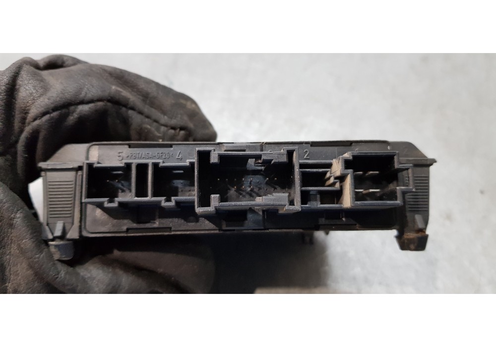 Recambio de modulo confort para mercedes clase c (w203) berlina 220 cdi (203.006) referencia OEM IAM 2038202185  