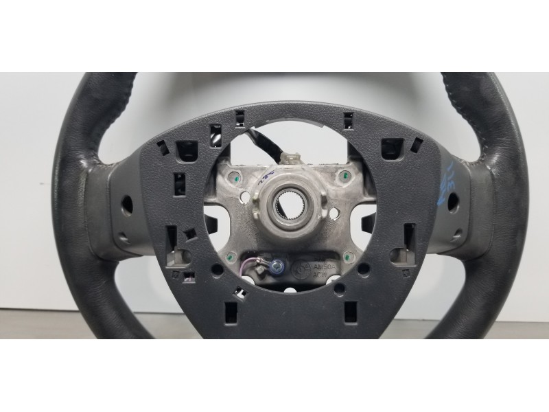 Recambio de volante para mitsubishi outlander (gf0) motion 2wd referencia OEM IAM 4400A706XD 4400A713XC 