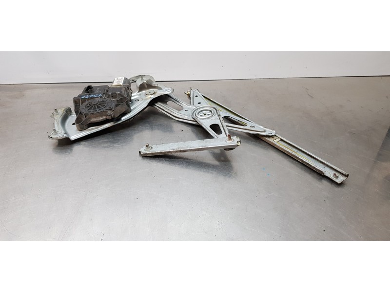 Recambio de elevalunas trasero izquierdo para renault scenic iii grand dynamique referencia OEM IAM 827310004R  