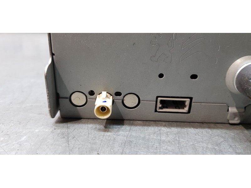Recambio de sistema audio / radio cd para peugeot 308 access referencia OEM IAM 98041641XN   Recambio de sistema audio / radio cd para peugeot 308 access referencia OEM IAM 98041641XN
