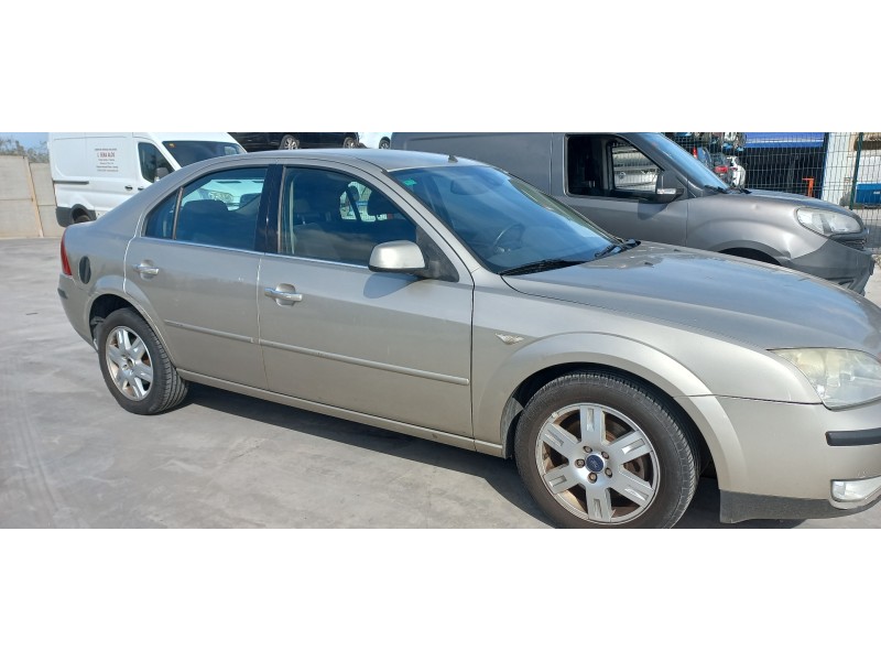 ford mondeo berlina (ge) del año 2004