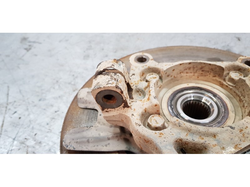 Recambio de mangueta delantera derecha para kia carens ( ) emotion referencia OEM IAM 51715A4500  