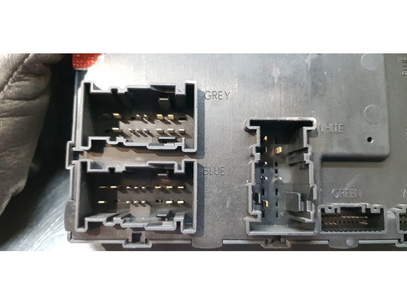 Recambio de modulo electronico para ford fiesta (cb1) ambiente referencia OEM IAM 8V5115K600CH   Recambio de modulo electronico para ford fiesta (cb1) ambiente referencia OEM IAM 8V5115K600CH