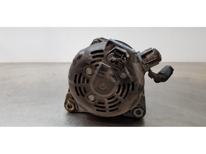 Recambio de alternador para ford focus lim. (cb8) trend referencia OEM IAM CV6T10300FA  