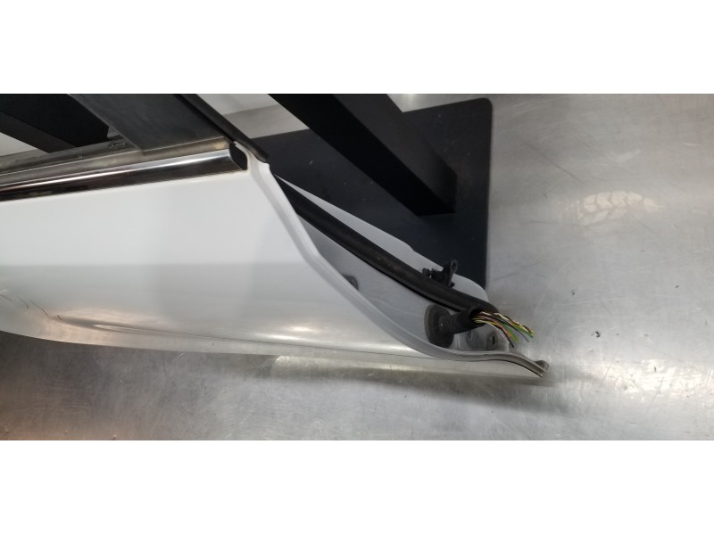 Recambio de puerta trasera derecha para kia ceed sportswagon tech referencia OEM IAM 77004J7200  