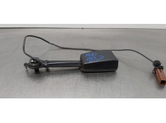 Recambio de enganche del cinturon delantero izq para ford transit kastenwagen (ttg) 350 l4 ambiente referencia OEM IAM 2146782 B