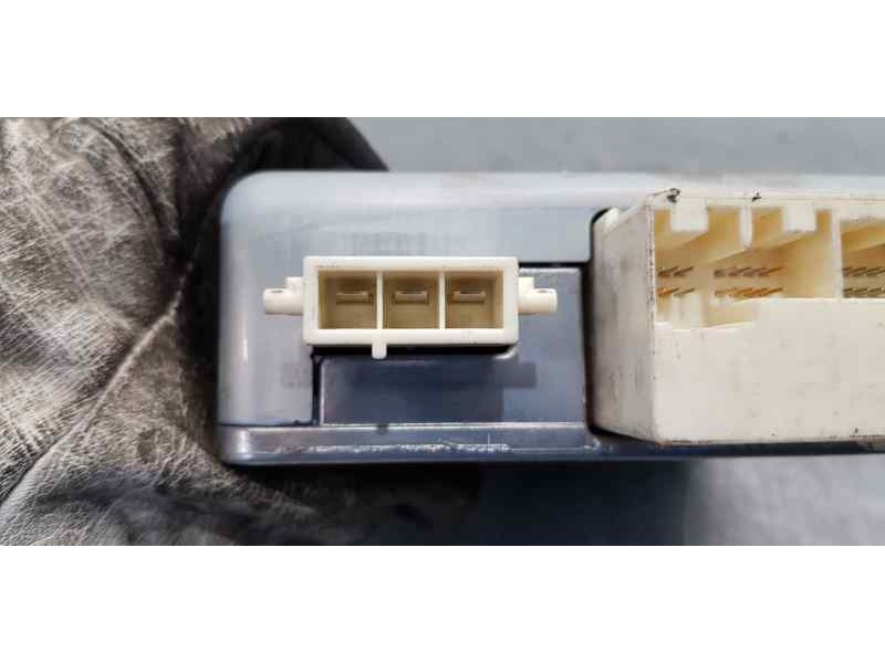Recambio de modulo electronico para toyota prius+ executive referencia OEM IAM 8965047413  