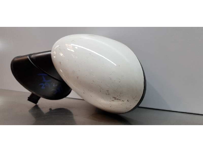 Recambio de retrovisor izquierdo para bmw mini (r50,r53) cooper referencia OEM IAM 51167192469  