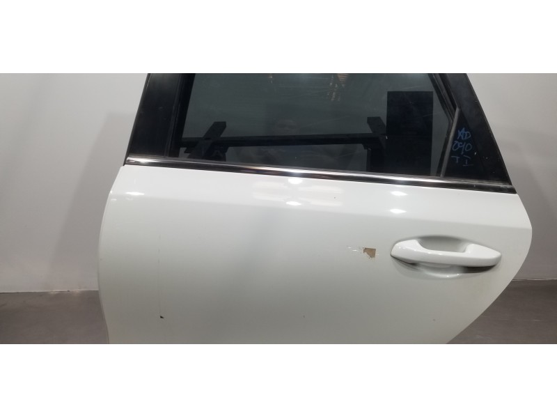 Recambio de puerta trasera izquierda para kia ceed sportswagon tech referencia OEM IAM 77003J7200  